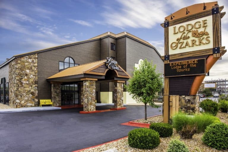 Image of Lodge of the Ozarks.